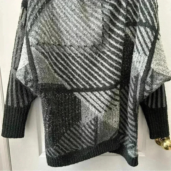 Prana Celandine Cardigan Wrap Sweater Wool Knit Grey Black Print Size Medium - Picture 8 of 16